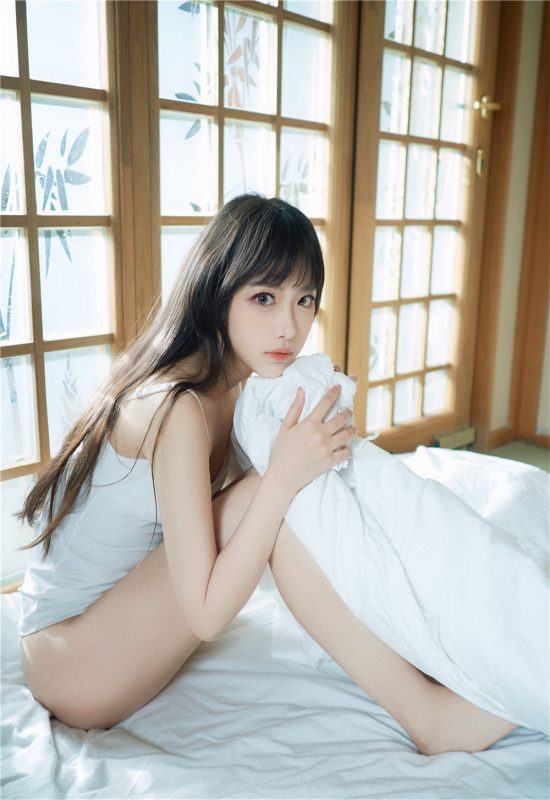 喵糖映画 VOL.143 [35P]-岛屿电鸽微密圈-全网最全抖音网红高质量总站