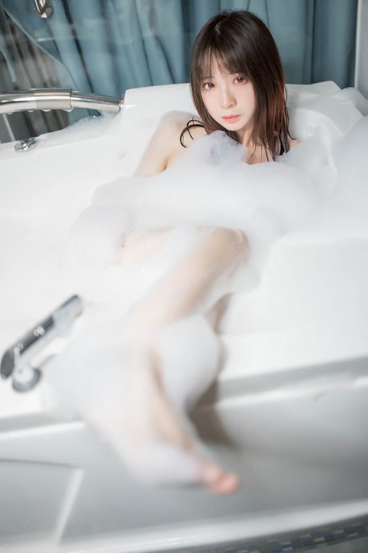 喵糖映画 VOL.323 [20P]-岛屿电鸽微密圈-全网最全抖音网红高质量总站