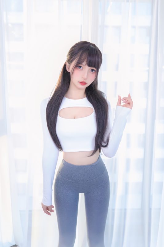 神楽坂真冬 – 瑜伽少女 [75P207M]-岛屿电鸽微密圈-全网最全抖音网红高质量总站