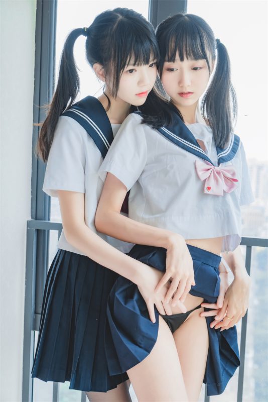 桜桃喵 VOL.056 [37P] 桜桃喵&木绵绵 – 她(制服×制服)-岛屿电鸽微密圈-全网最全抖音网红高质量总站